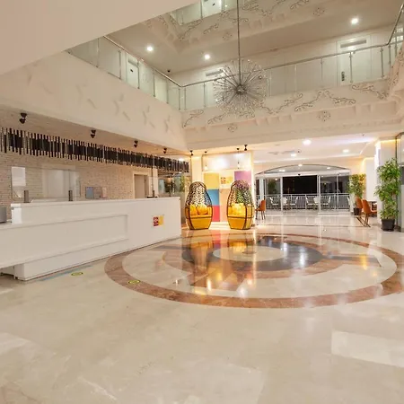 Hotell Fun&sun Smart Hane Sun