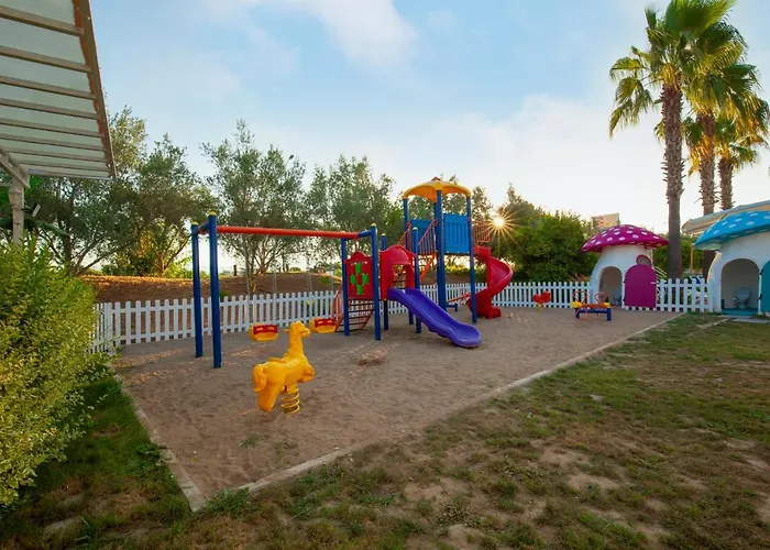 Отель Fun&sun Smart Hane Sun