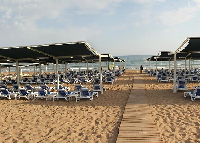 Отель Fun&sun Smart Hane Sun