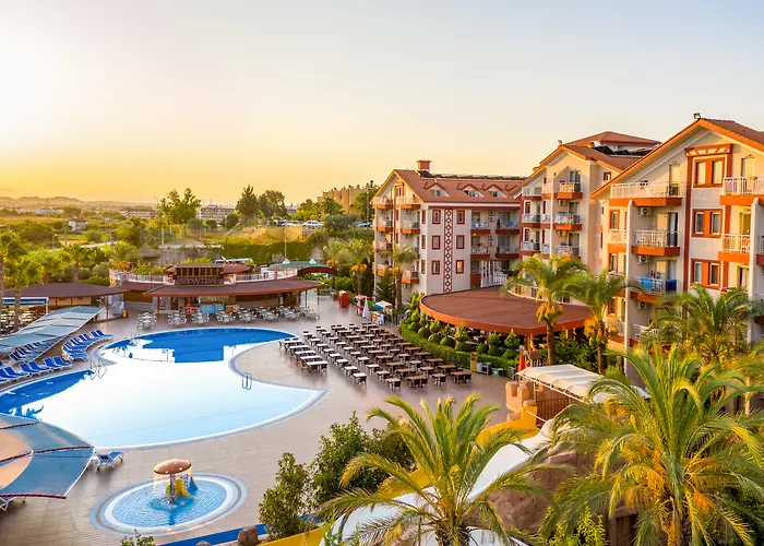 Отель Fun&sun Smart Hane Sun